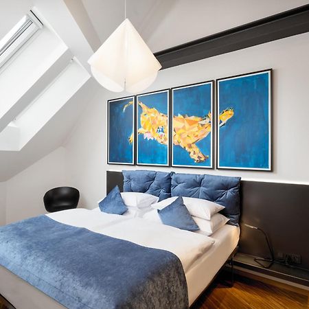 Mooo Downtown Aparthotel Praha Bagian luar foto