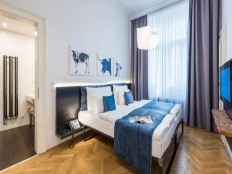 Mooo Downtown Aparthotel Praha Bagian luar foto
