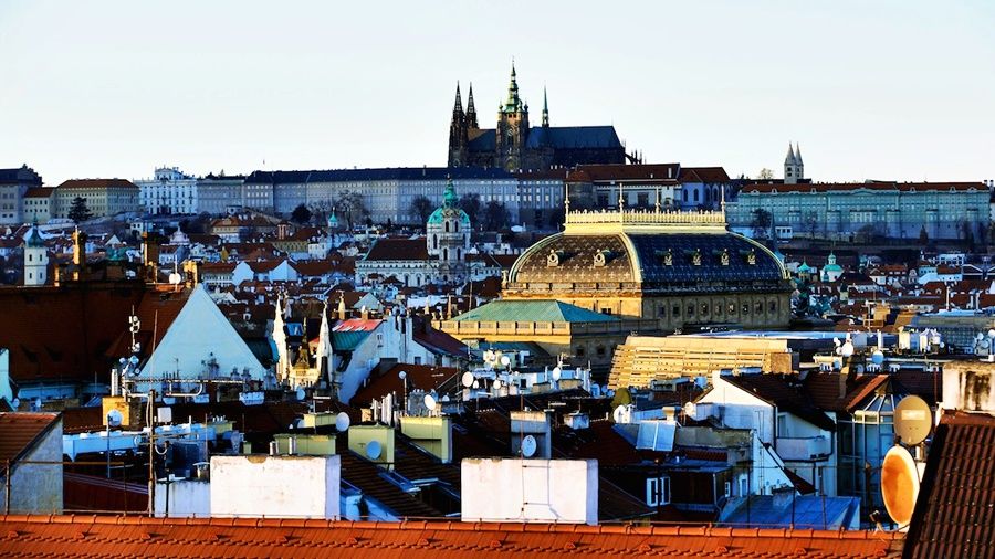 Mooo Downtown Aparthotel Praha Bagian luar foto